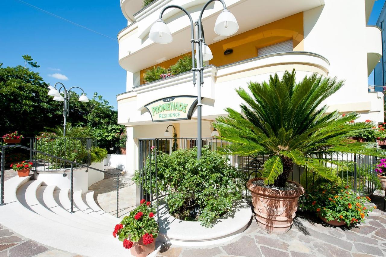 Residence Promenade Cattolica Esterno foto